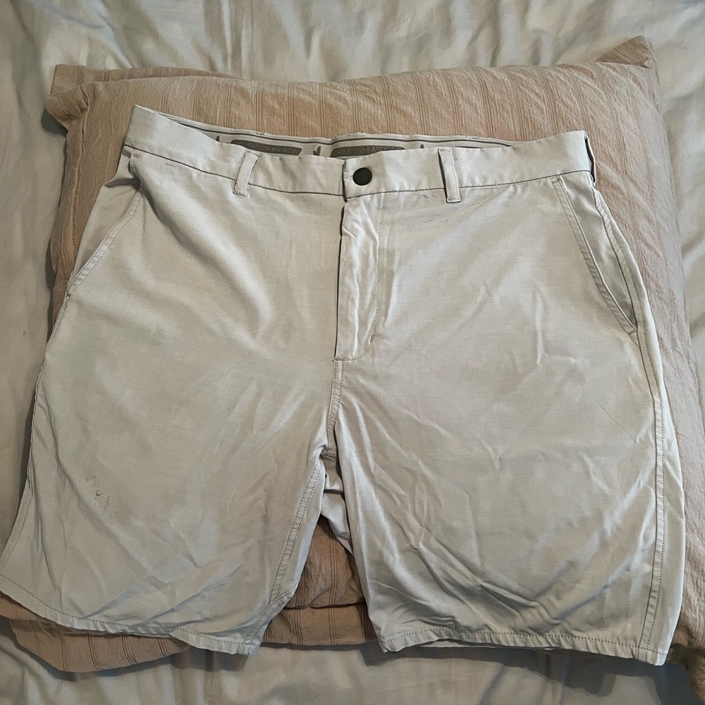 Johnnie-O Calcutta Prep Performance Short